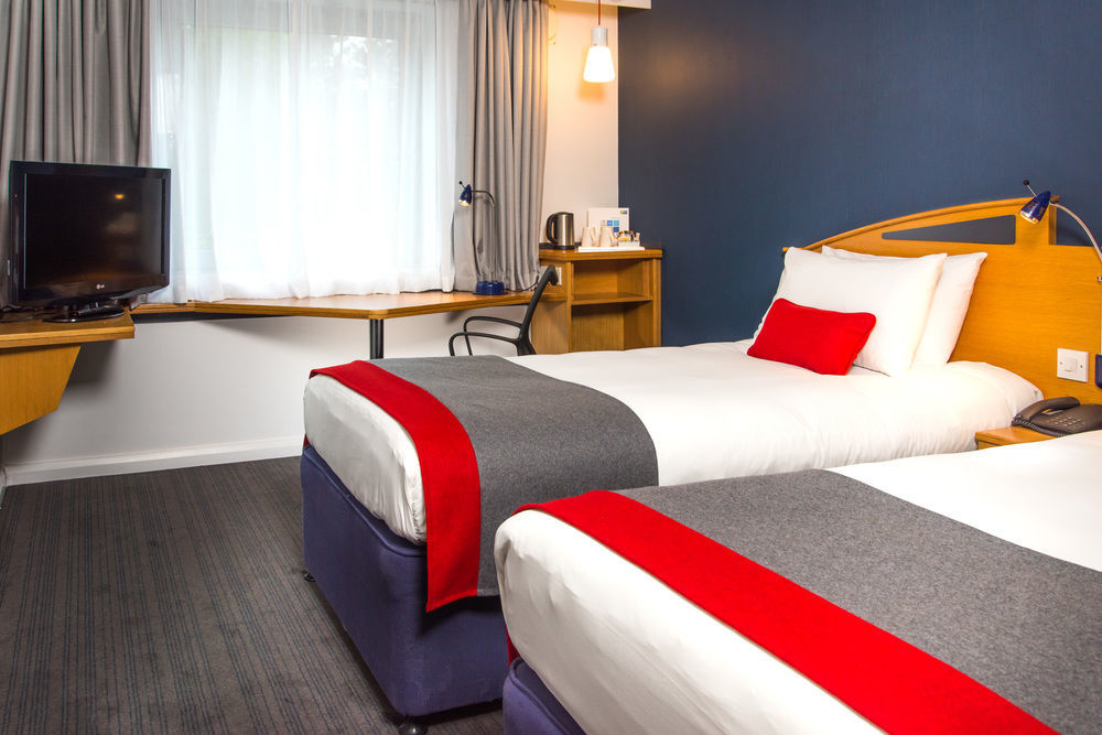 Hotel St James Mons Eksteriør bilde